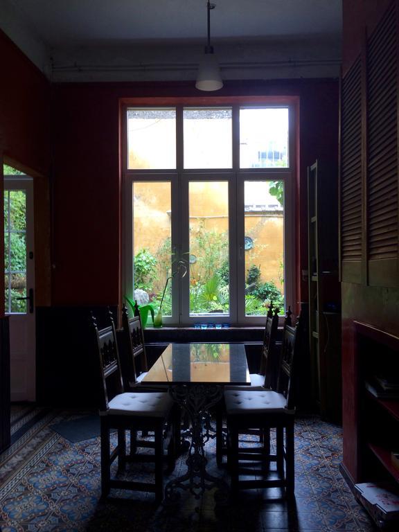 Guest House Backhouse Brussel Bagian luar foto