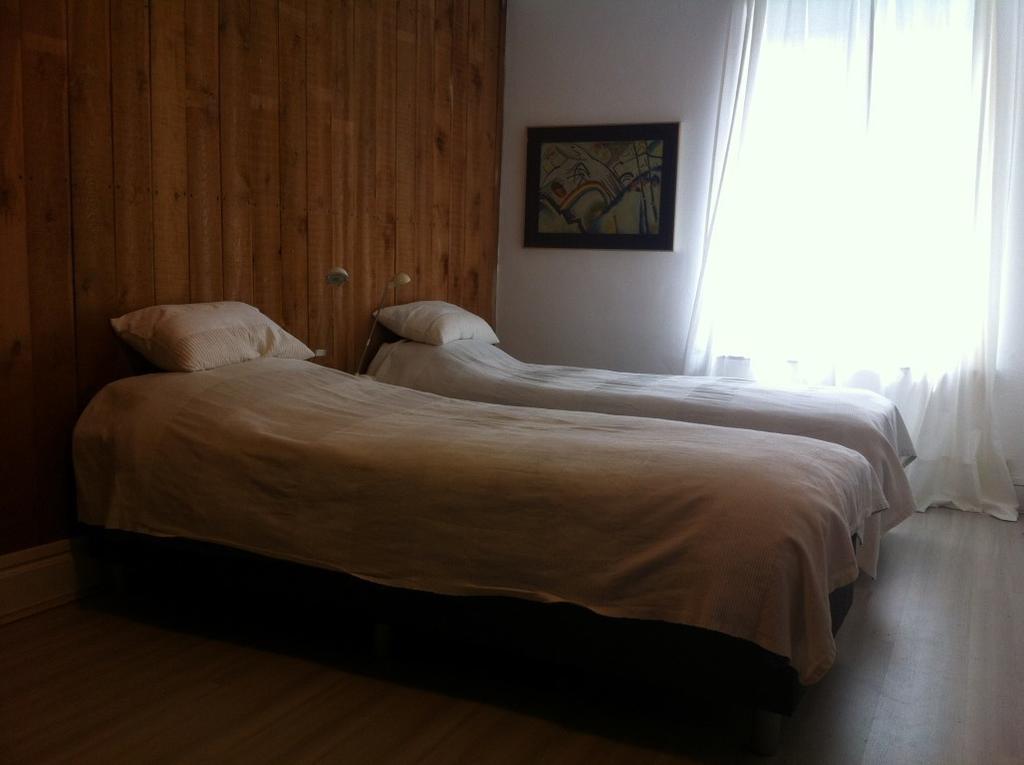 Guest House Backhouse Brussel Bagian luar foto